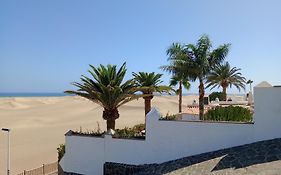 La Girafe De Las Dunas Solymar